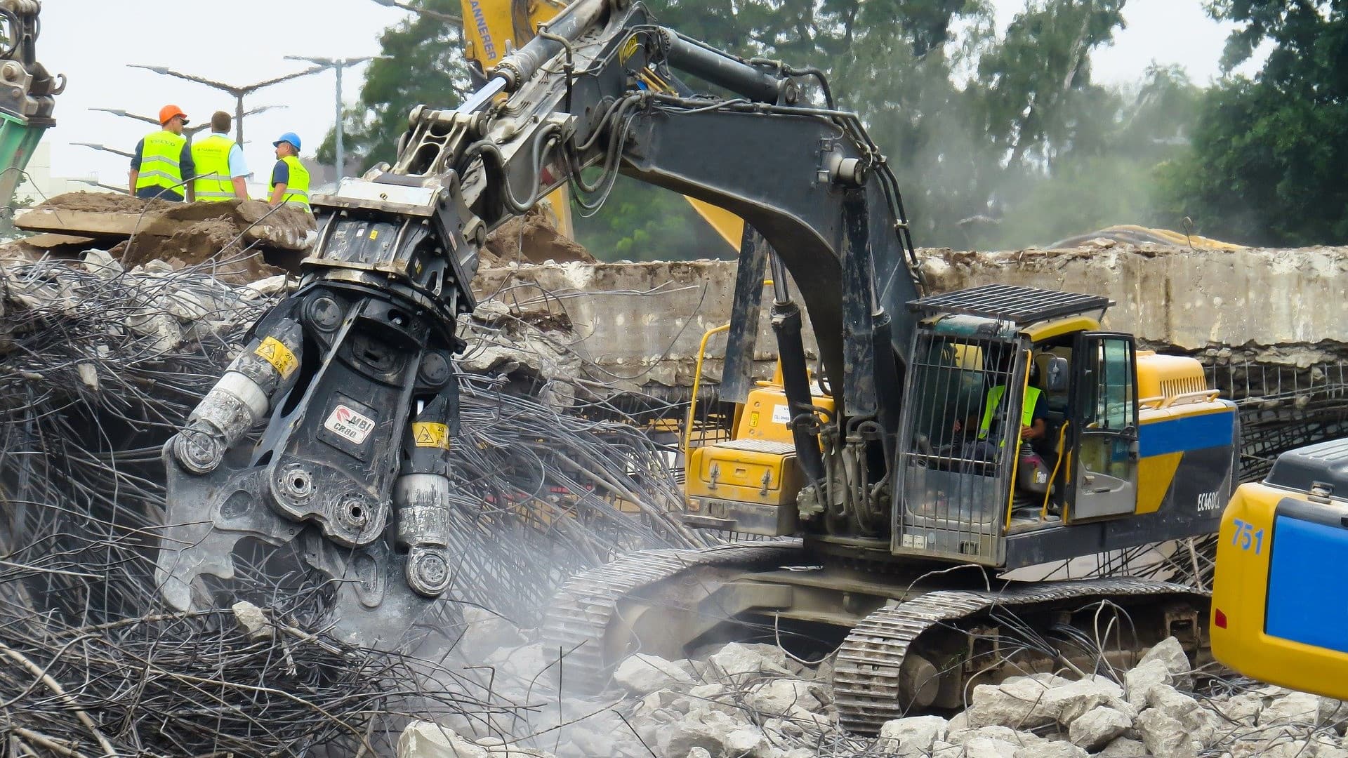 Betonin purkutyöt ovat usein vaativia