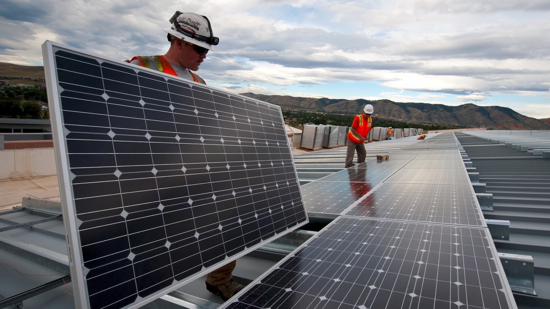 <p data-block-key="pyjhi">Aurinkopaneelien käyttö yleistyy energiaremonttien yhteydessä</p>