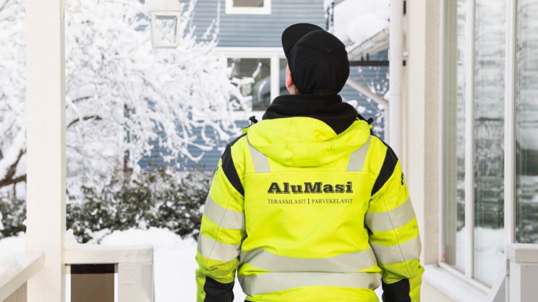 Kestääkö lasiterassi lumikuormaa?