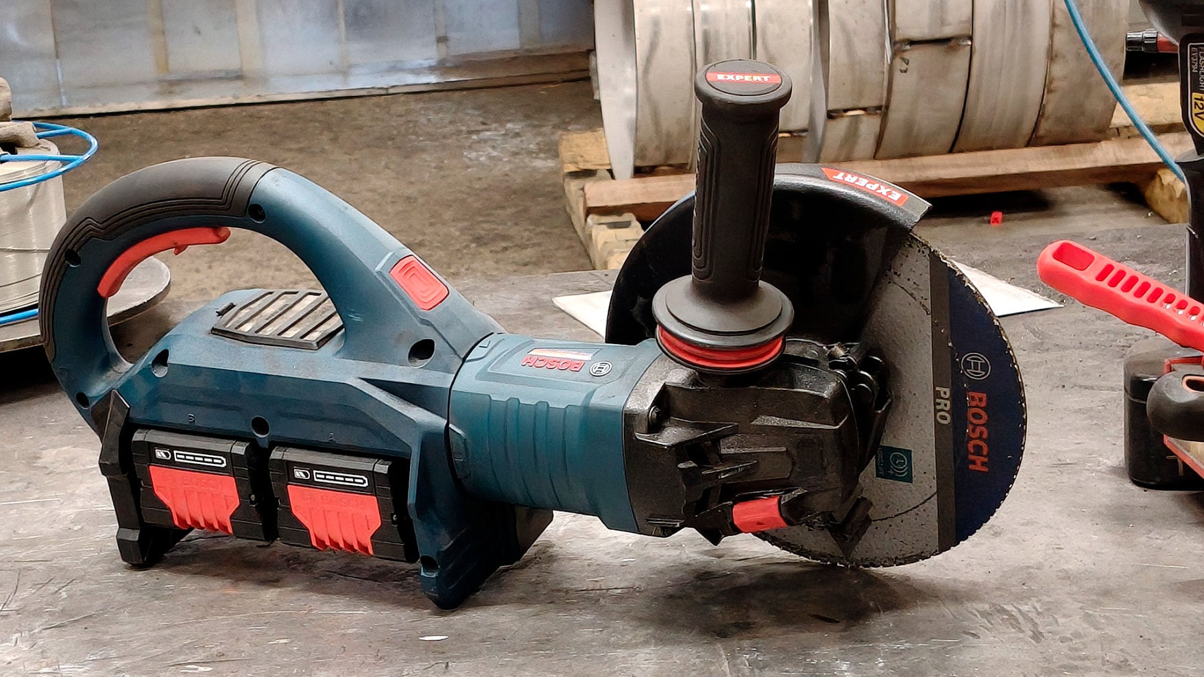 Bosch iso akkurälläkkä