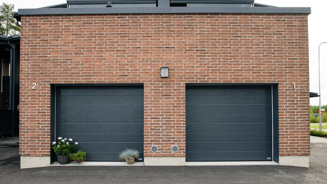 Turnerin energiatehokkaat autotallinovet ovat laadukkaita ja turvallisia käyttää