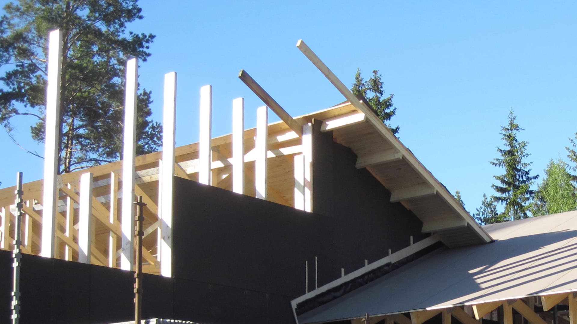 Tuulensuoja ja lämmöneristys samassa paketissa uuteen ja vanhaan taloon