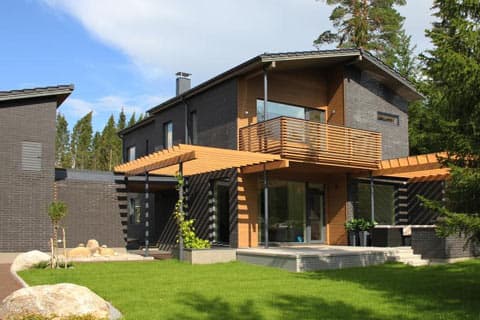 Näyttävä ja kestävä tiilijulkisivu