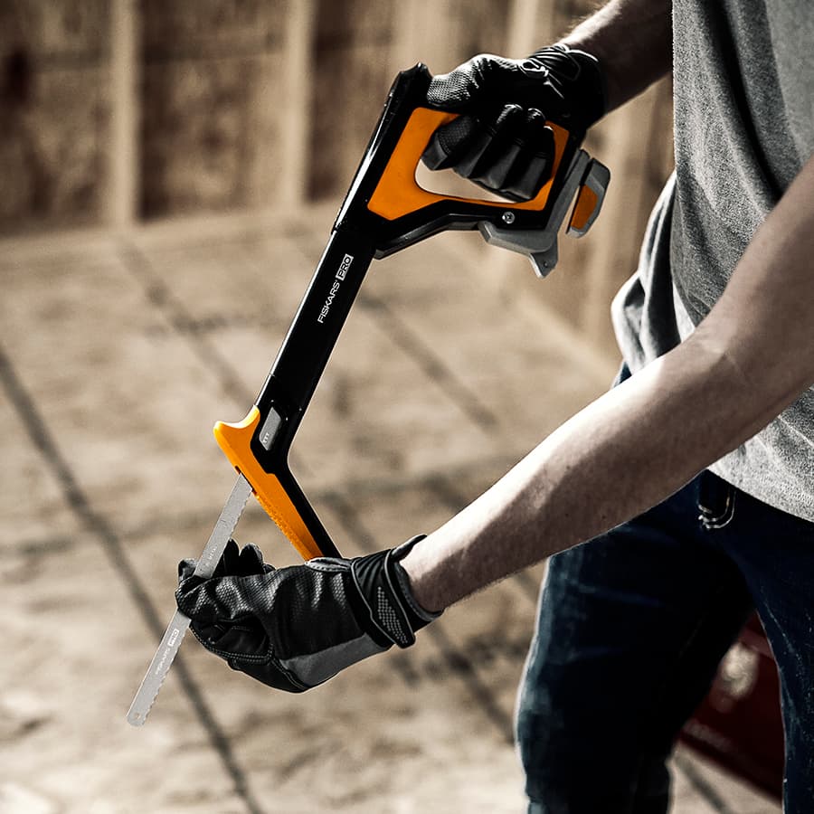 <p data-block-key="sekvq">Fiskars Pro -rautasaha</p>