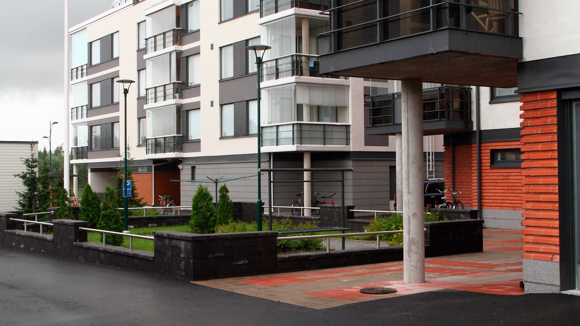 Turvaa kiinteistön kunto ja asukkaille mukavuus