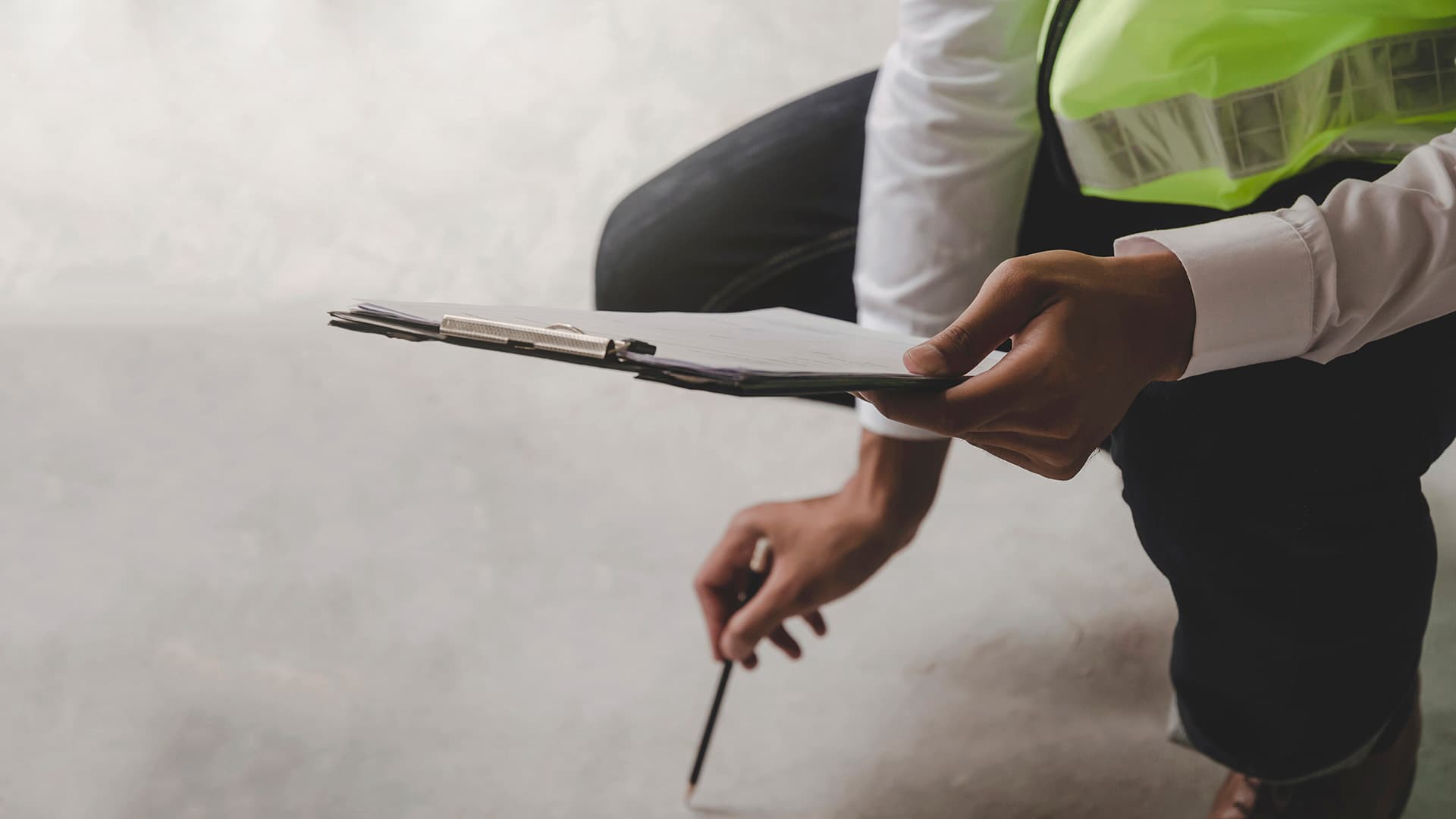 Hankkeisiin liittyviä esiselvityksiä ja kuntotutkimuksia