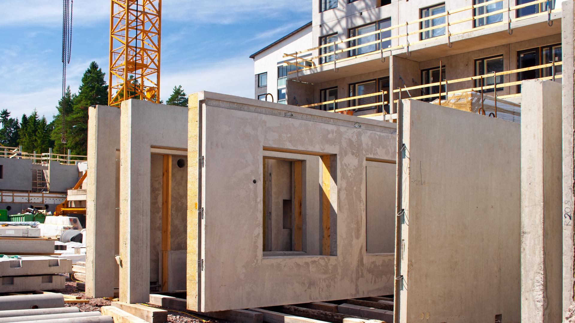 Rakennusmateriaalien kiertotaloutta pyritään tuomaan uudistuksessa osaksi rakentamisen ketjua